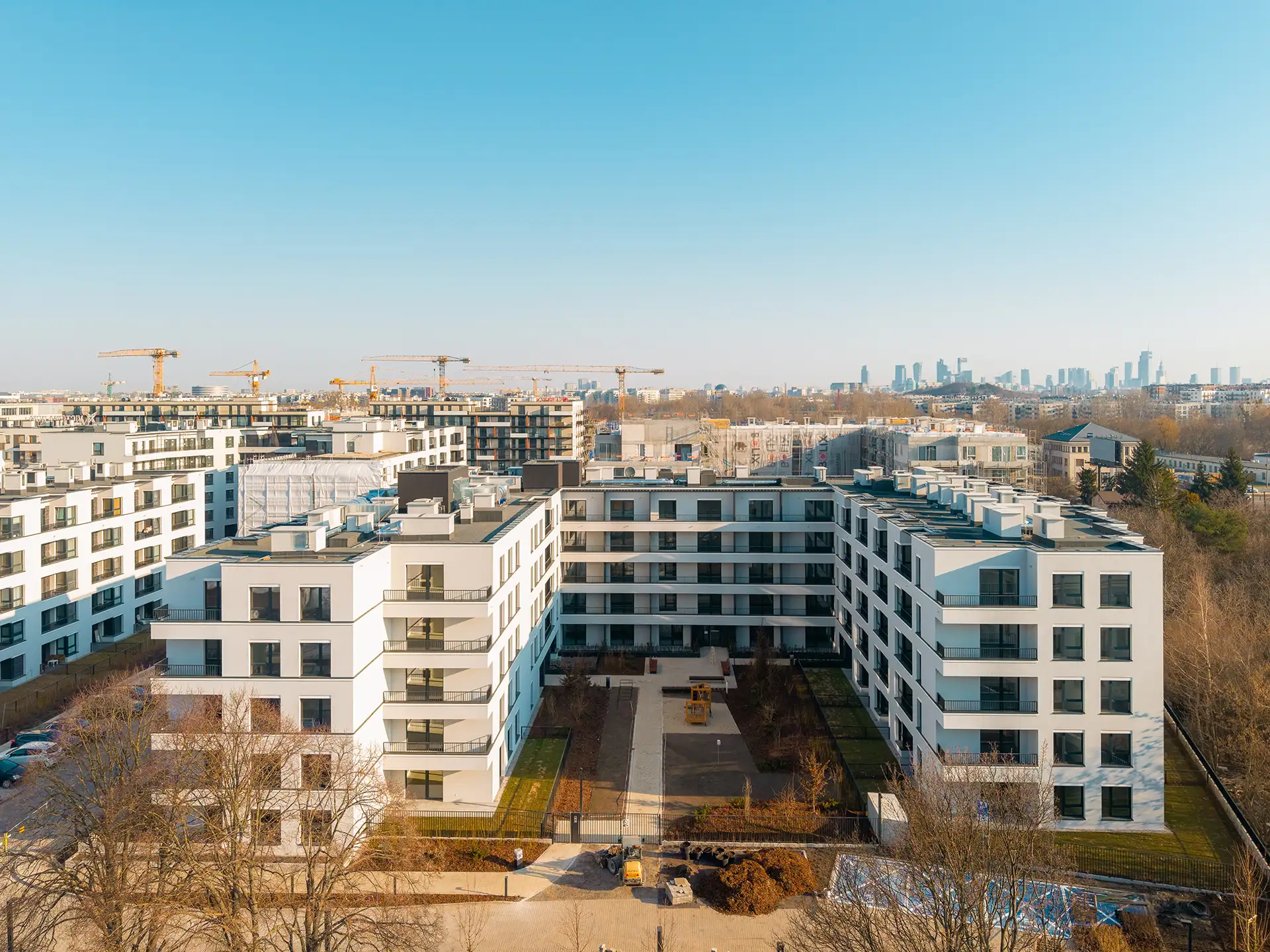 Łopuszańska 47, Warszawa